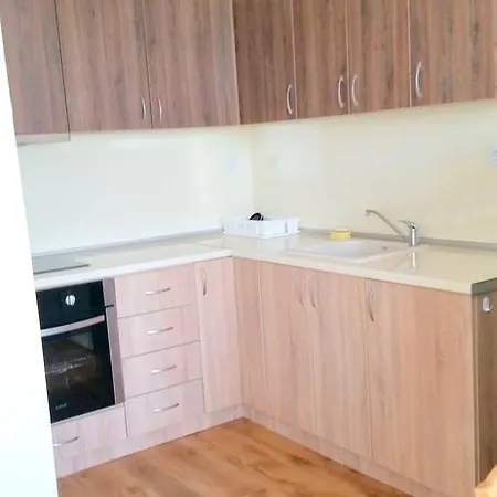 招待所 River House 3*