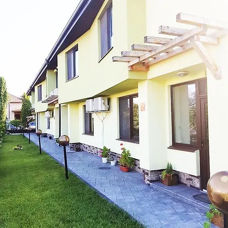 River House 斯维伦格勒